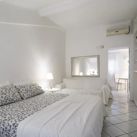 Monolocale Commenda 33
