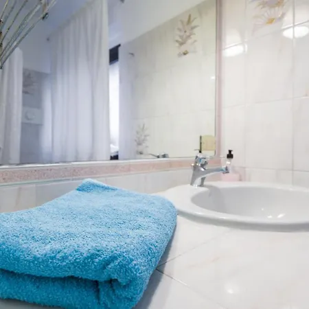 Apartmán Monolocale Commenda 33 Milán
